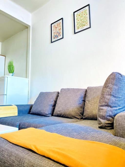 Self Check-in Cozy Studio Near Kamppi Metro, Hietaranta Beach! Apartment